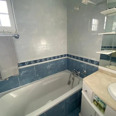 Moradia Olival- Bbq, 2 Quartos, Quintal Ferienhaus *