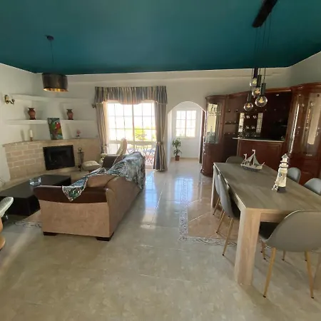 Сasa de vacaciones Moradia Olival- Bbq, 2 Quartos, Quintal *