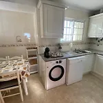 Moradia Olival- Bbq, 2 Quartos, Quintal Holiday home Albufeira
