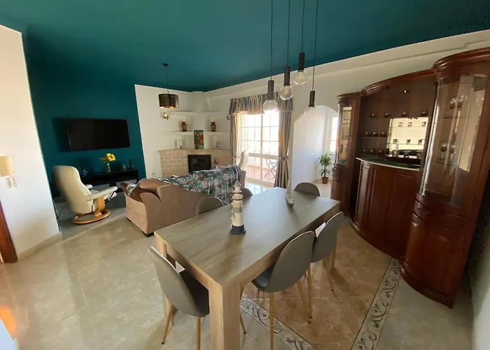 Moradia Olival- Bbq, 2 Quartos, Quintal Ferienhaus