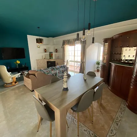 Moradia Olival- Bbq, 2 Quartos, Quintal Будинок відпочинку