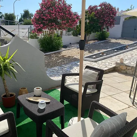 Moradia Olival- Bbq, 2 Quartos, Quintal Албуфейра